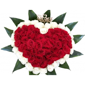 Купить букет из роз в форме сердца в Владивостоке