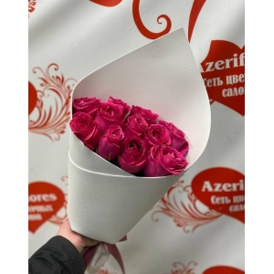 Купить букет из 11 розовых роз с доставкой в Владивостоке