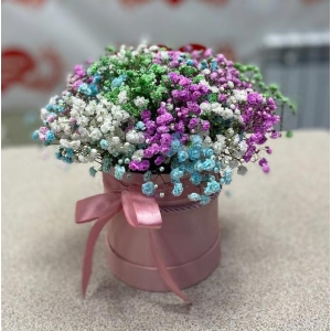 Купить коробку цветов «Комплимент» с доставкой в Владивостоке