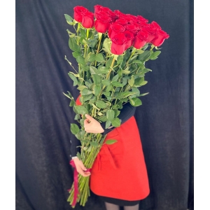 Купить охапку цветов «Метр любви» с доставкой в Владивостоке