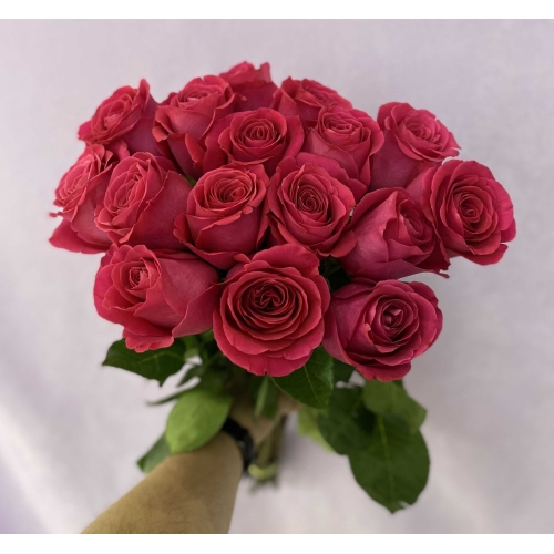 Купить розовые розы с доставкой в Владивостоке